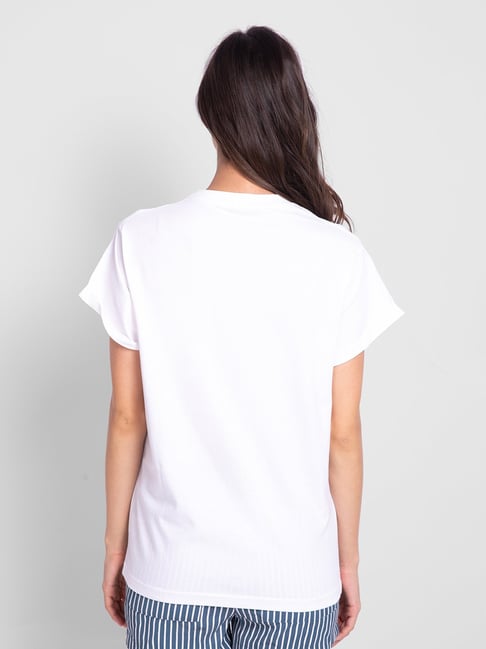 White t cheap shirt bewakoof