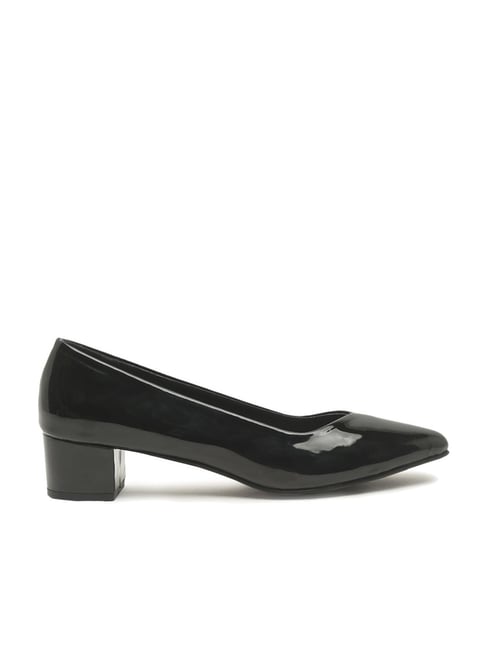 Flat N Heels Women's Black Casual Pumps