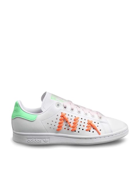 Stan Smiths Shoes: Shop for Adidas Stan Smiths Shoes Collection Online at  Tata CLiQ