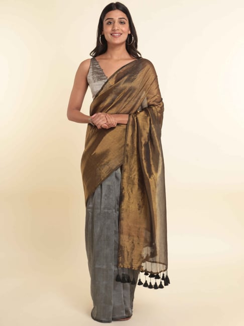 Light Green Organza Plain Saree | Leemboodi