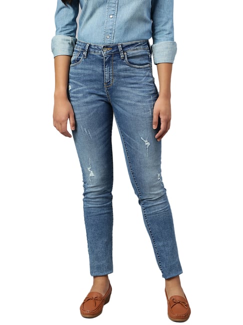 Woodland Blue Regular Fit Lightly Washed Jeans-image-18