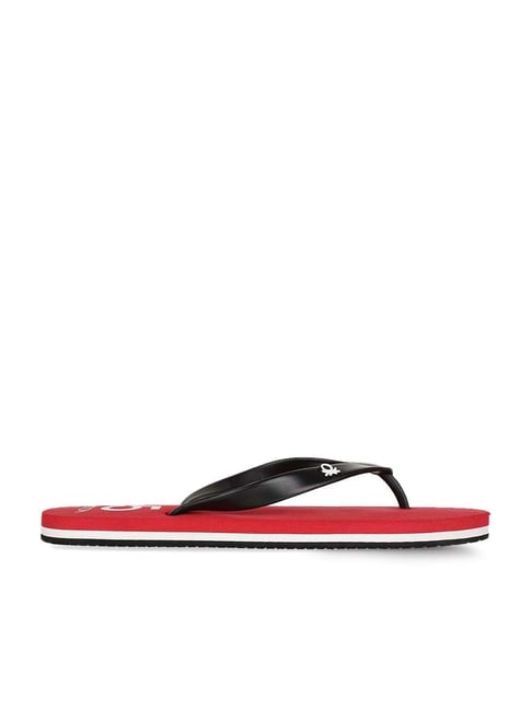 Buy United Colors of Benetton Men s Black Flip Flops for Men at