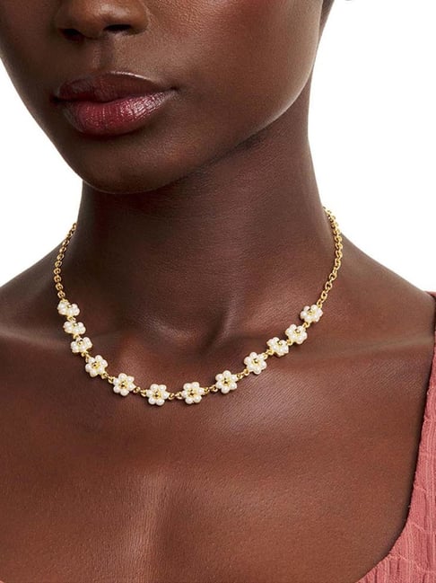 Isla Mother of Pearl Necklace | Mother of Pearl Shell Necklace Silver /  Gold – Daisy London