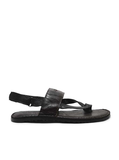 Plain Faux Leather Ladies White Flat Sandals, Daily Wear at Rs 1624/pair in  Meerut