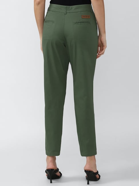 Reiss Duke - Pleat Front Tapered Trousers in Green, Womens, Size 8, Reiss  (Nov 2021) | WindowsWear
