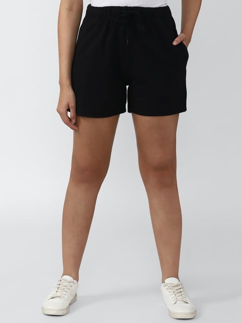 Forever 21 shop black shorts