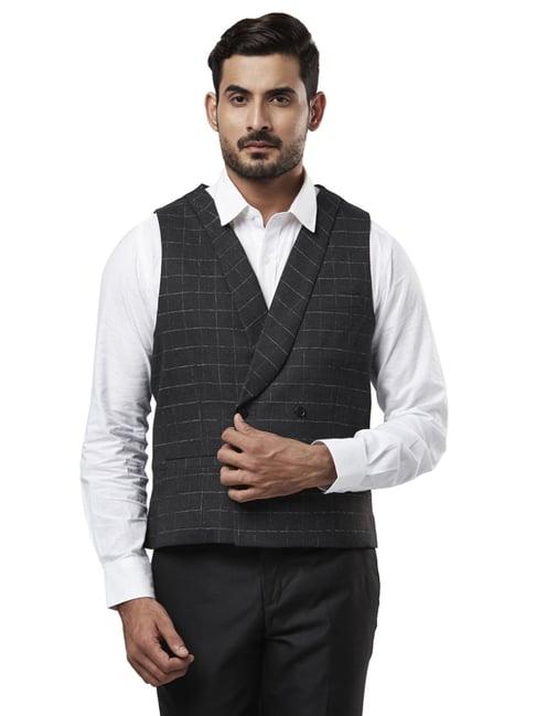 Buy Jackets & Waistcoats for Men Online at Best Prices - Westside