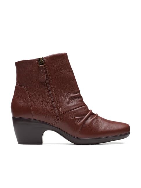 Clarks Women's Emily Willow Brown Booties