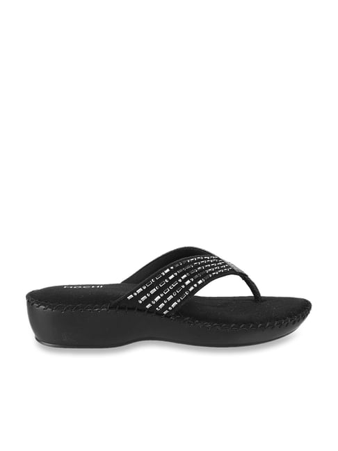 Mochi Women's Black Thong Wedges-picture-41