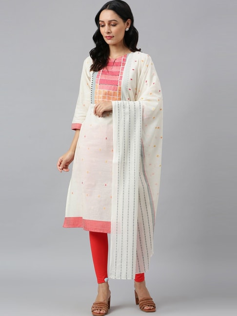 Buy Beige Cotton Muslin Embroidery Floral Notched Applique Kurta Set For  Women by Vaayu Online at Aza Fashions.