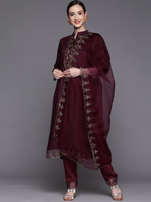 Indo Era Maroon Embroidered Kurta Pant Set With Dupatta Price in India