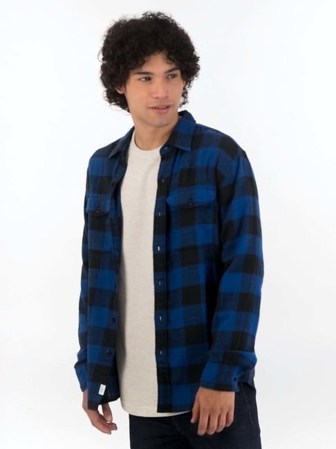 Buy American Eagle Outfitters Blue Cotton Regular Fit Checks