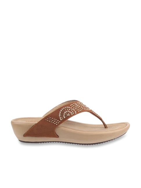 Mochi Women's Tan Thong Wedges