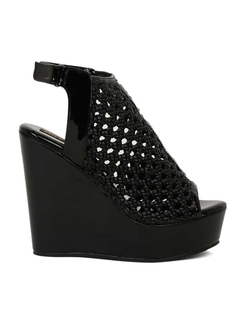 Buy High Heel Flip Flop Black Casual Wedge Sandals | Look Stylish |  DressFair.com