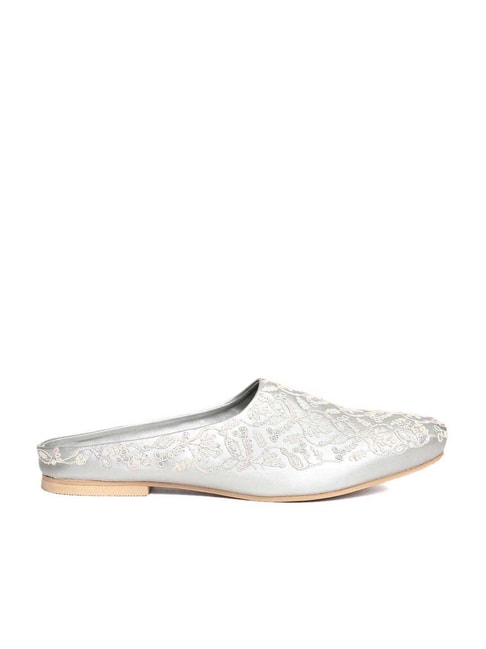 W Women's Wkimmi Silver Mule Shoes Price in India