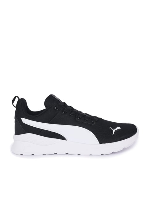 Puma sports shoes on sale online india