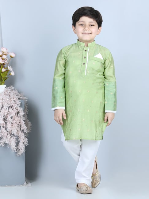 Green and white online kurta pajama