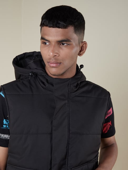 Buy Nuon by Westside Black Slim Fit Sleeveless Hooded Jacket for