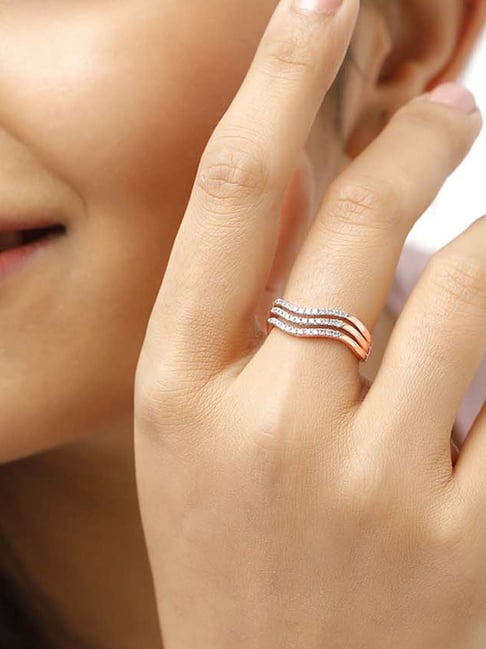18KT Fashionable Rose Gold Diamond Ring