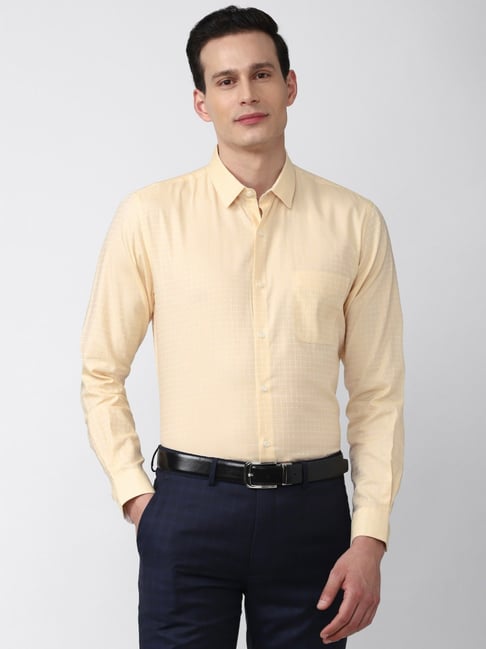 Peter England Yellow Cotton Slim Fit Checks Shirt