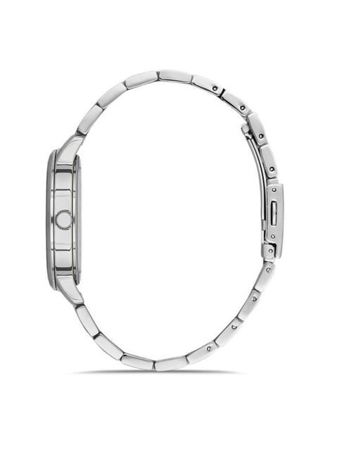 Buy Chrono Classic XLS SE, Slvr Bezel, Silver Dial-Bracelet Online at Best  Prices - Watches Victorinox