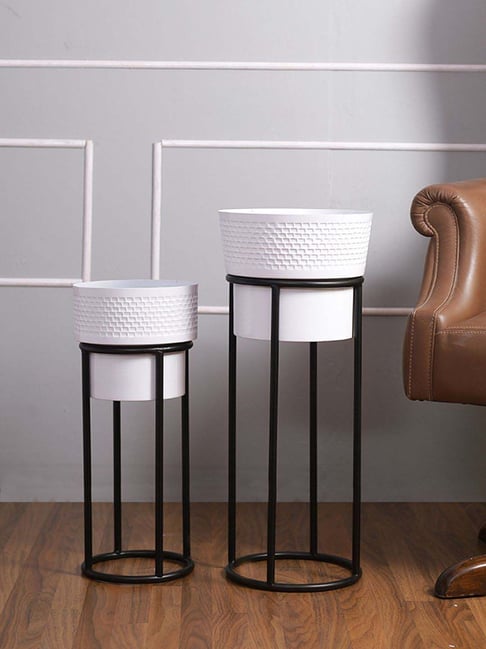 Aapno Rajasthan Black Metal Planter Pot with Stand - Set of 2-picture-28