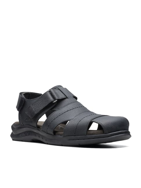 Clarks Men s Hapsford Cove Black Fisherman Sandals