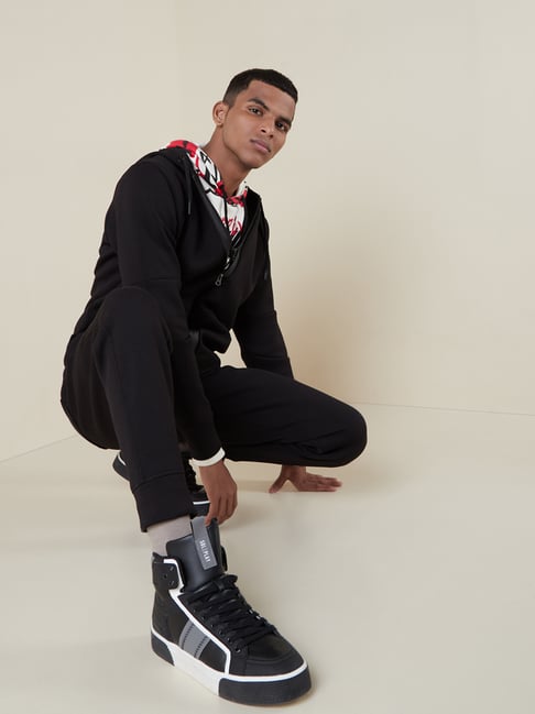 Buy Studiofit by Westside Black RelaxedFit Hooded Jacket for Online