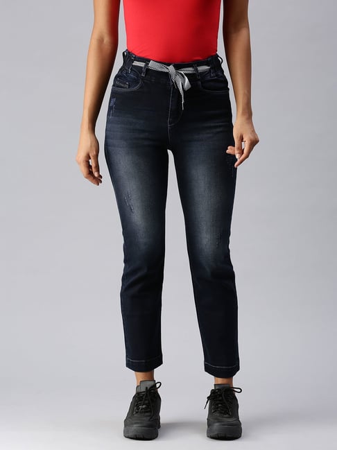 Miguel Jeans - Straight Relaxed Ripped Denim Jeans in Light Blue Wash |  Showpo USA