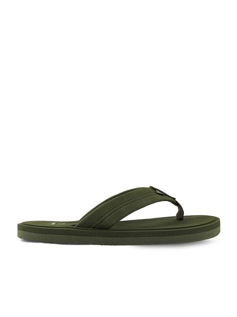 Buy Yoho Men s Bubbles Olive Flip Flops for Men at Best Price