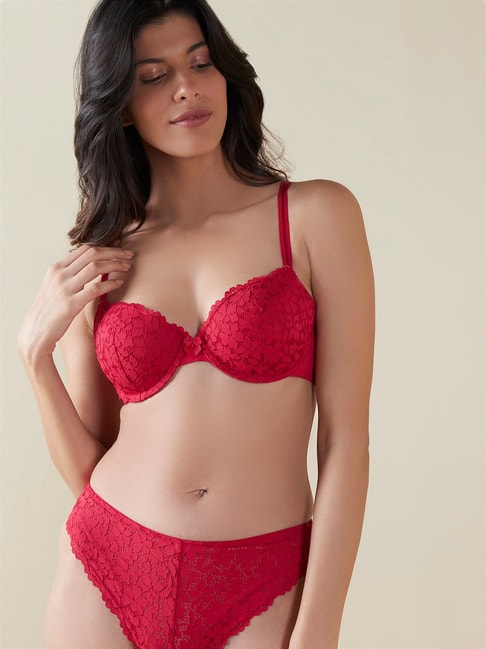 Wunderlove by Westside Red Lace Padded Wired Bra Price in India