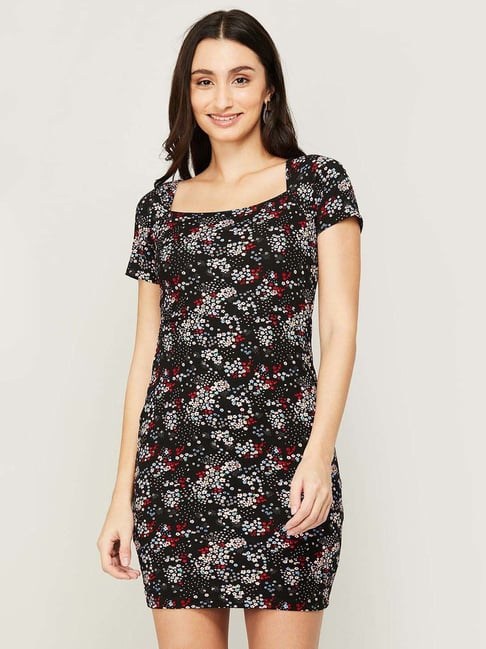 Ginger by Lifestyle Black Floral Print Shift Dress Price in India