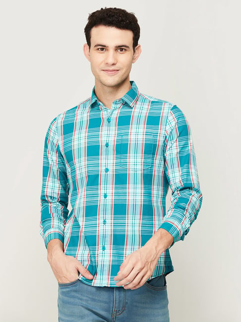 Fame Forever by Lifestyle Drak Green Cotton Regular Fit Checks Shirt