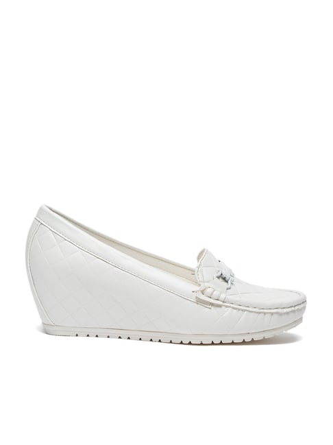 Flat N Heels Women's White Wedge Loafers