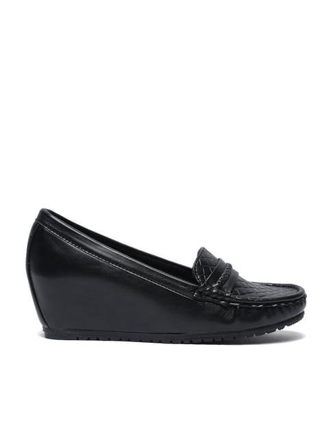 Flat N Heels Women's Black Wedge Loafers