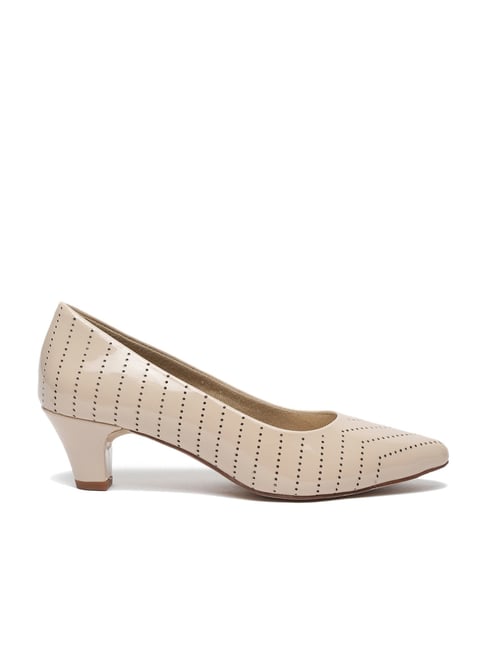 Flat N Heels Women's Beige Casual Pumps