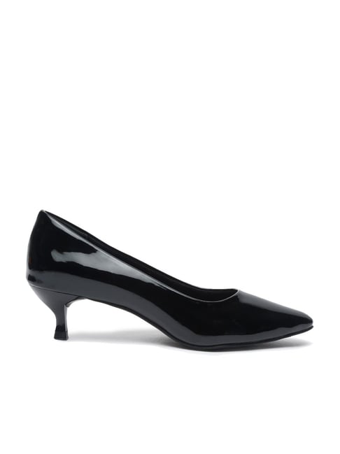 Flat N Heels Women's Black Casual Pumps