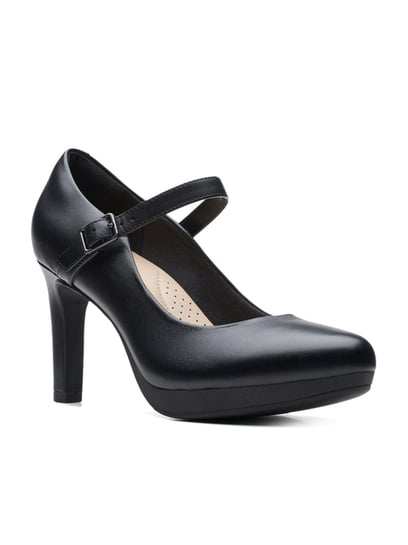 Clarks mary 2024 jane pumps