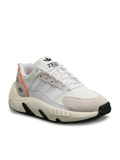 おくう Buy adidas Originals Men's ZX 22 BOOST White Casual Sneakers for