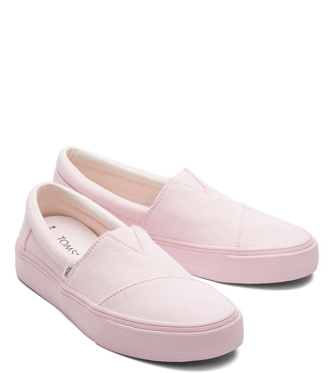 hot pink plimsolls