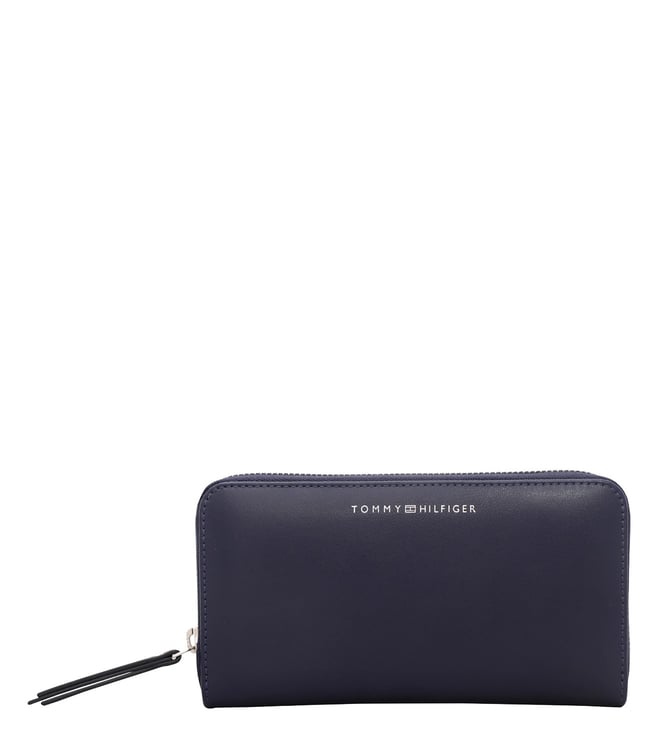 Buy DKNY Bone Lamb Nappa Quilted Medium Shoulder Bag for Women Online @  Tata CLiQ Luxury