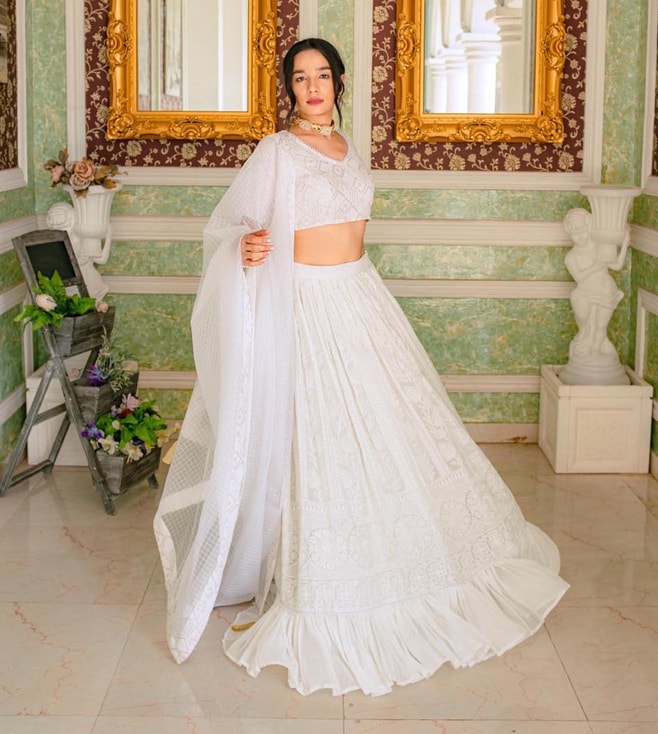 Unique White Bridal Lehenga that is every Bride's pick in 2019 | NewsTrack  English 1