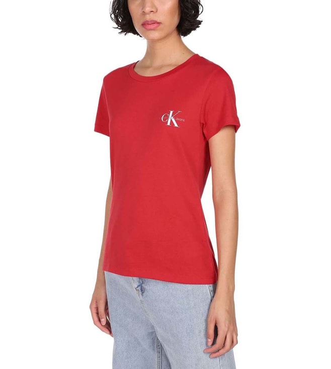 Buy Calvin Klein Jeans Candy Apple Logo Slim Fit T-Shirts for Women Online  @ Tata CLiQ Luxury