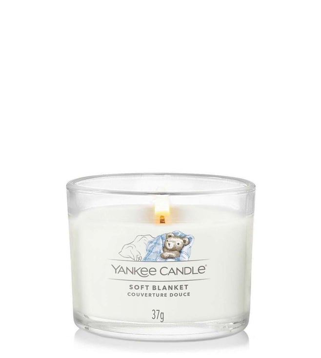 Buy Yankee Candle Classic Small Jar Cotton Scented Candle Online @ Tata  CLiQ Luxury