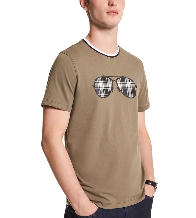 Buy MICHAEL Michael Kors Brown Plaid Aviator Printed T-Shirt for Men Online  @ Tata CLiQ Luxury