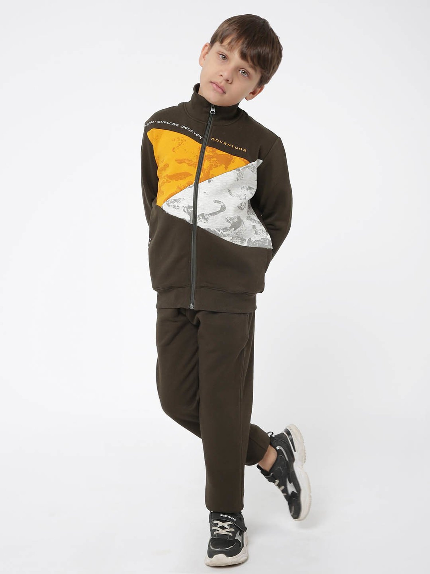 Boys and Girls Uniforms Factory OEM and Custom Tailor Tracksuit Jkt-219 -  China Children Sports Wear and Boys Tracksuit Set price | Made-in-China.com