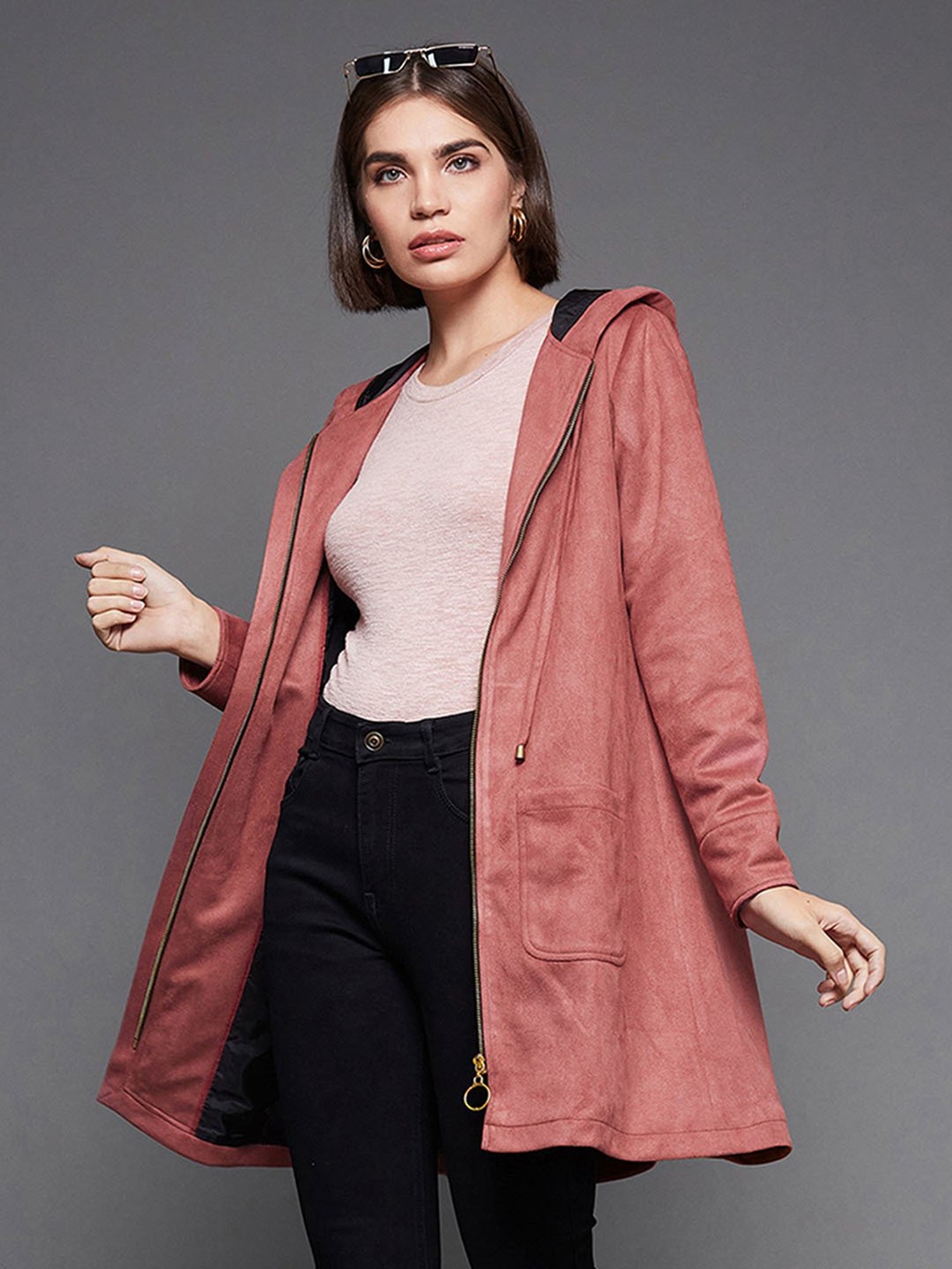 MP000000015613447_1348Wx2000H_