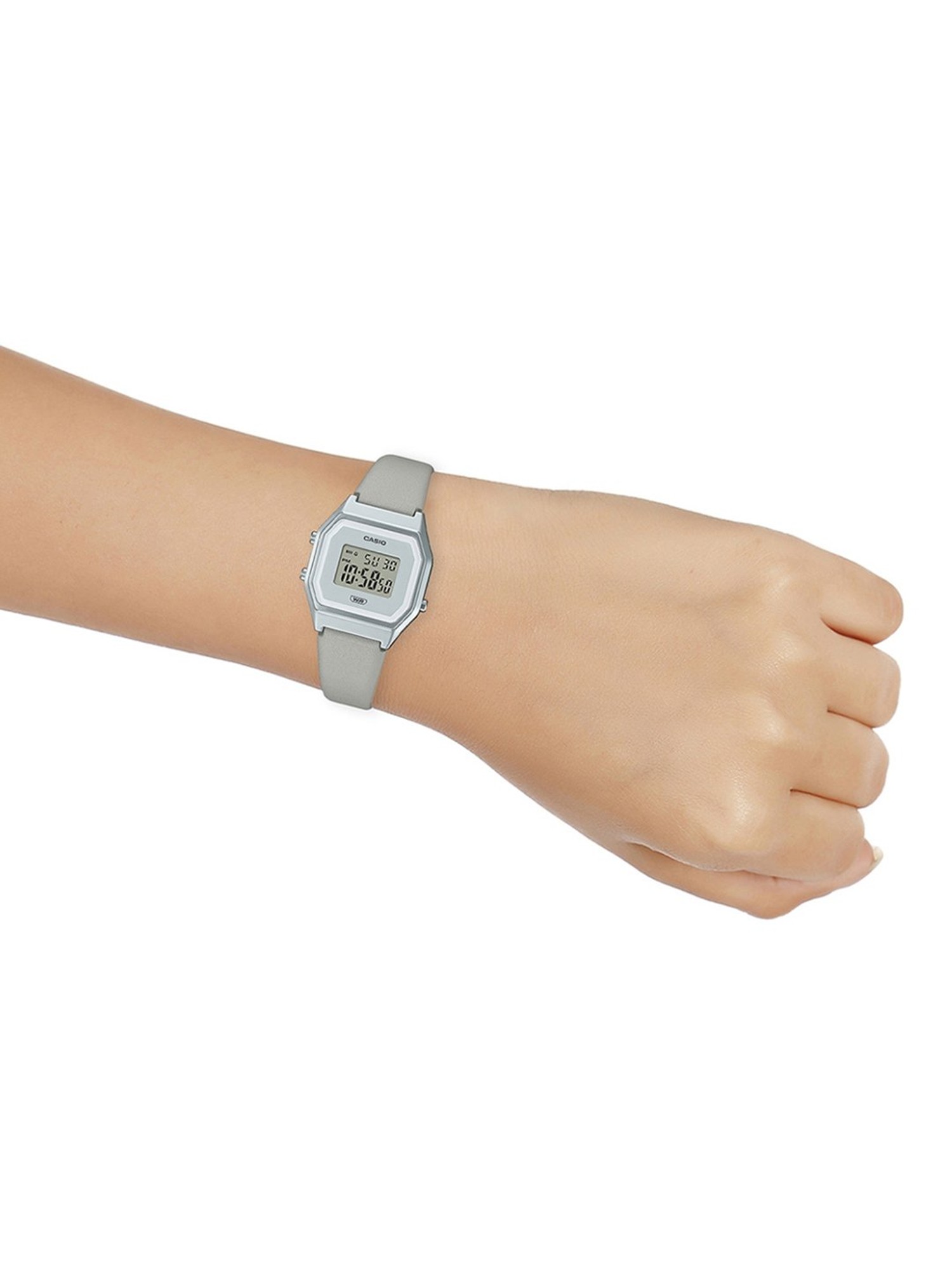 Buy Casio LA680WEL-8DF Vintage Series Unisex Digital Watch at Best Price @  Tata CLiQ