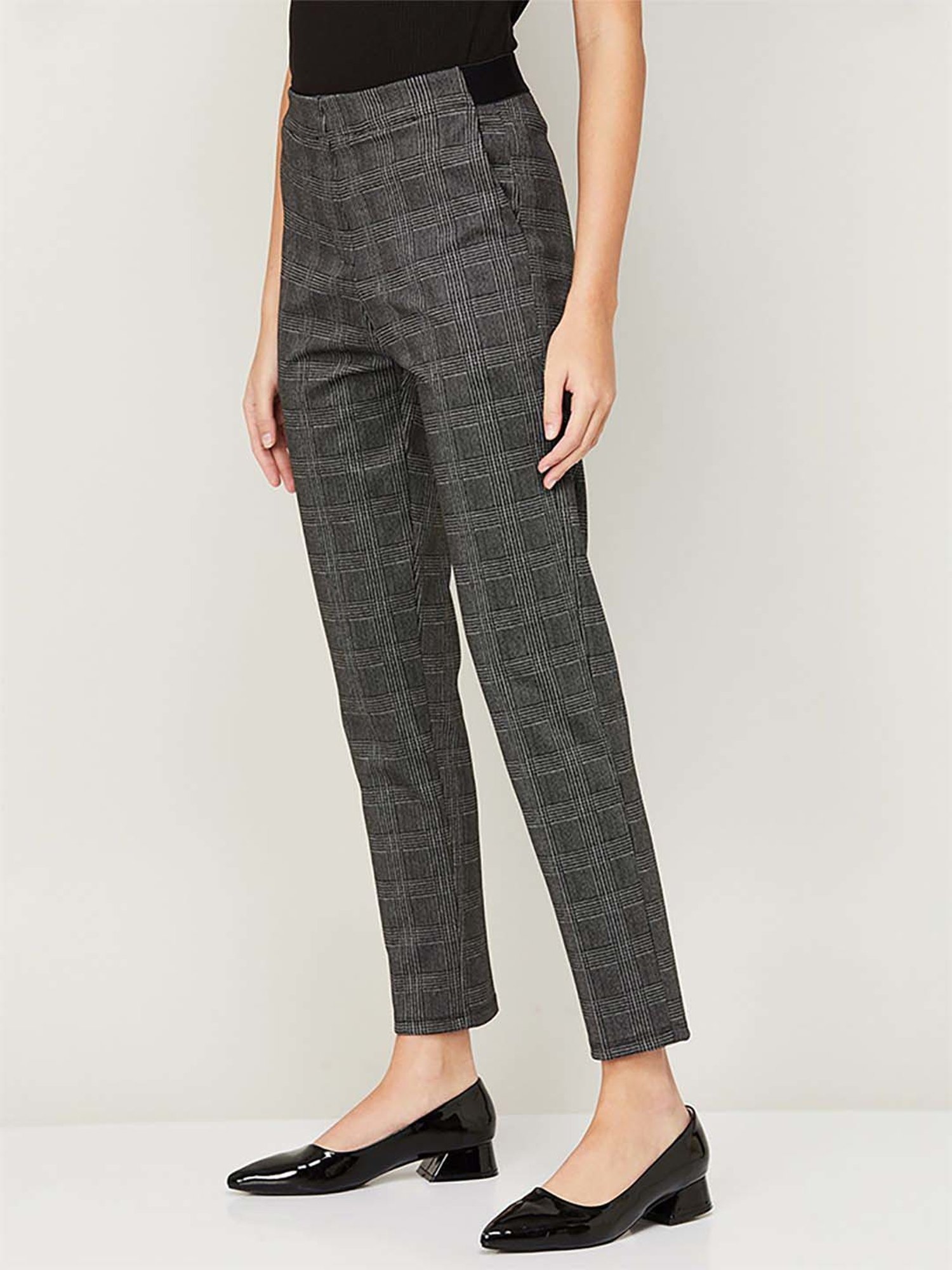 Buy Women Multi Regular Fit Check Casual Trousers Online - 759535 | Allen  Solly