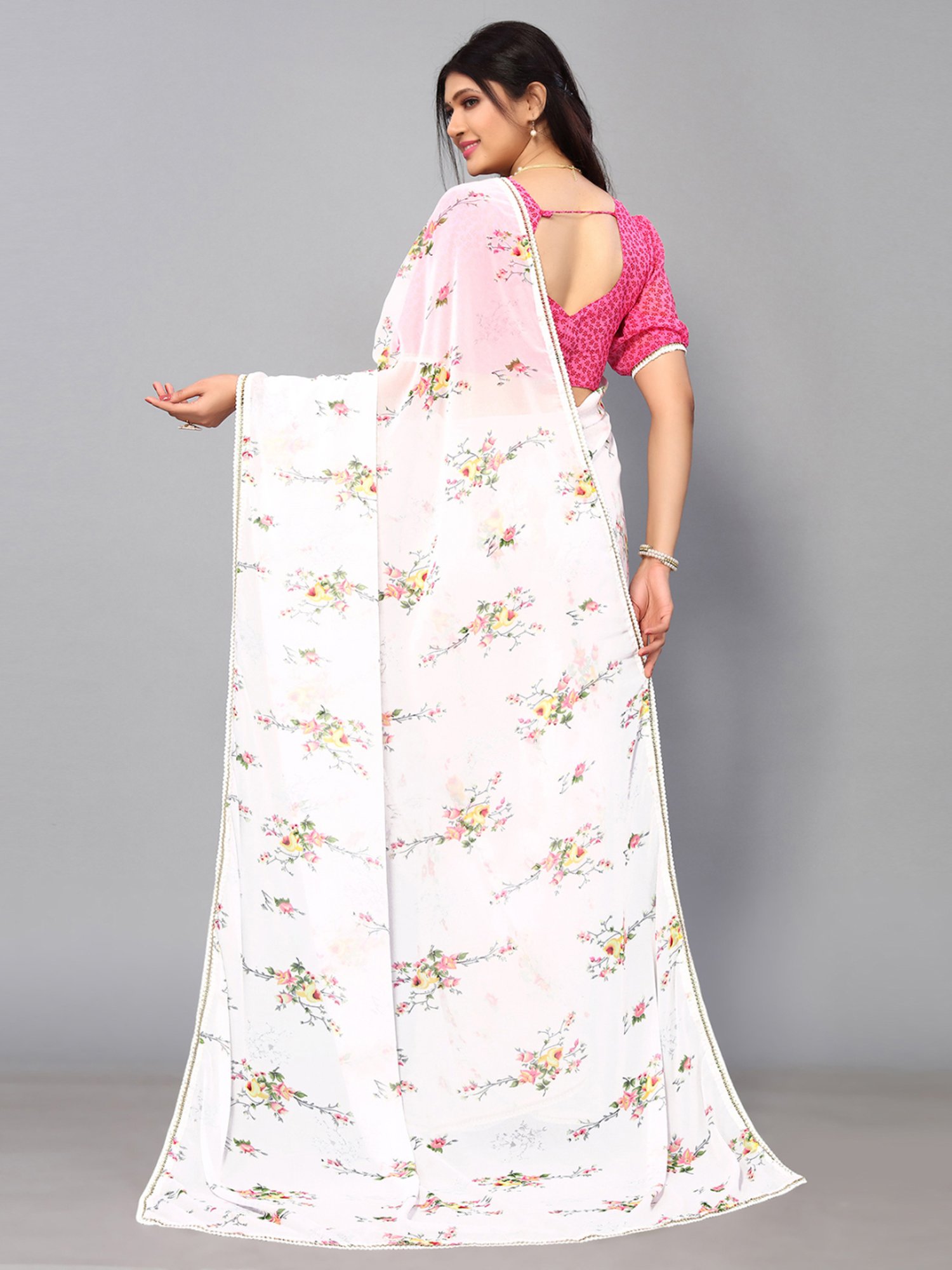 Cotton Full Sleeve SATRANI FLORAL PRINTED CROPTOP 430TK385, White at Rs  235/piece in Surat